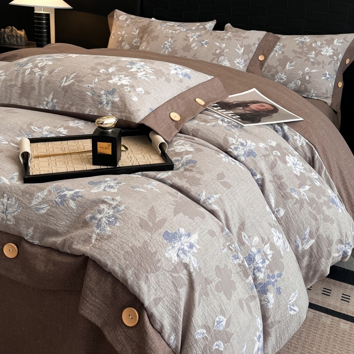 91家纺网 家纺一手货源 找家纺 圣比熊 2026春夏新款A类原麻纽扣四件套加厚被套床单宿舍双人床仿亚麻套件-最新款 漫步花丛-蓝