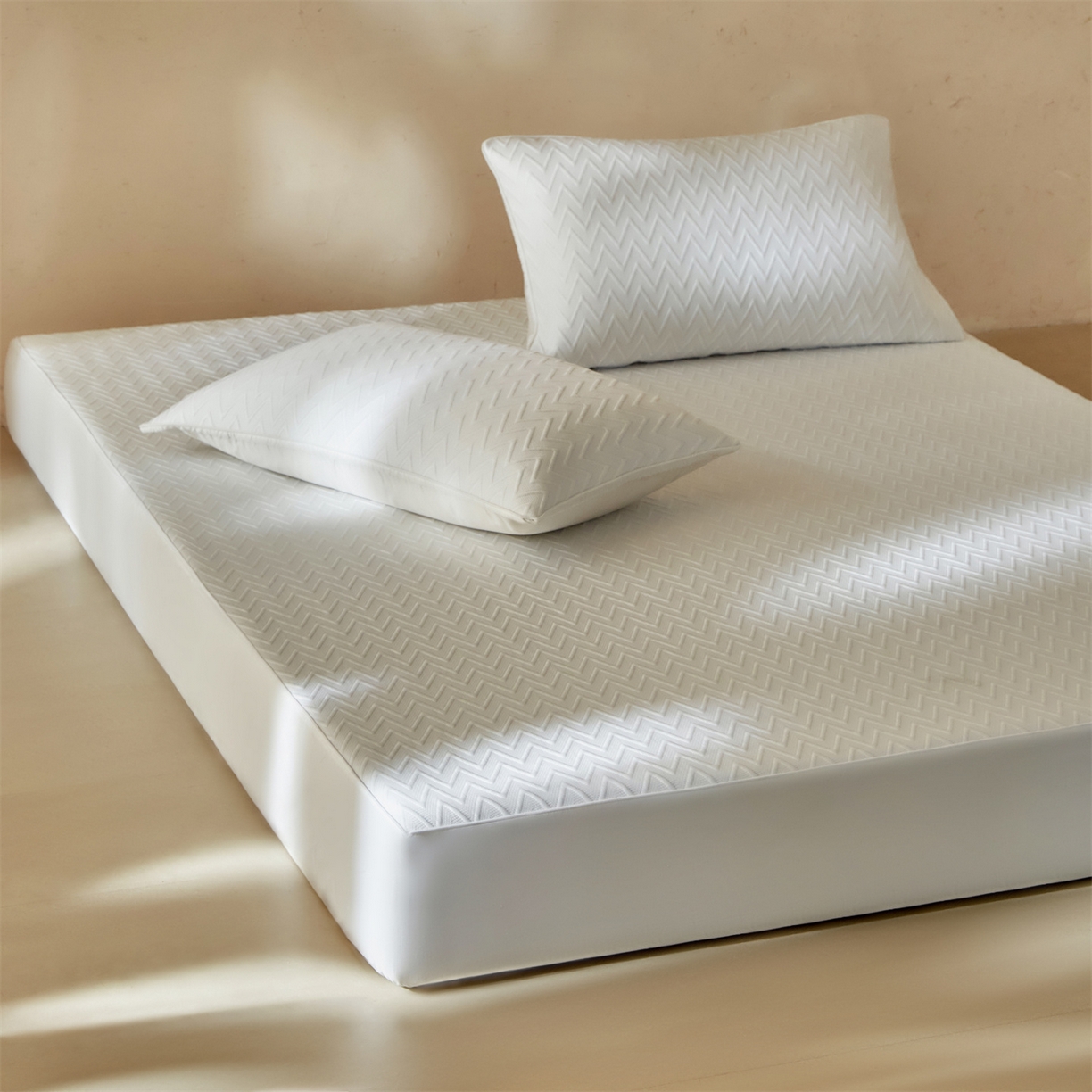 91家纺网 家纺一手货源 找家纺 傲蕾良品  2026新款出口韩国高分子冰丝软凉席【床笠&平铺款】 波浪白