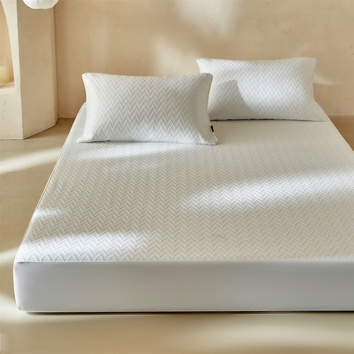 91家纺网 家纺一手货源 找家纺 傲蕾良品  2026新款出口韩国高分子冰丝软凉席【床笠&平铺款】 波浪白