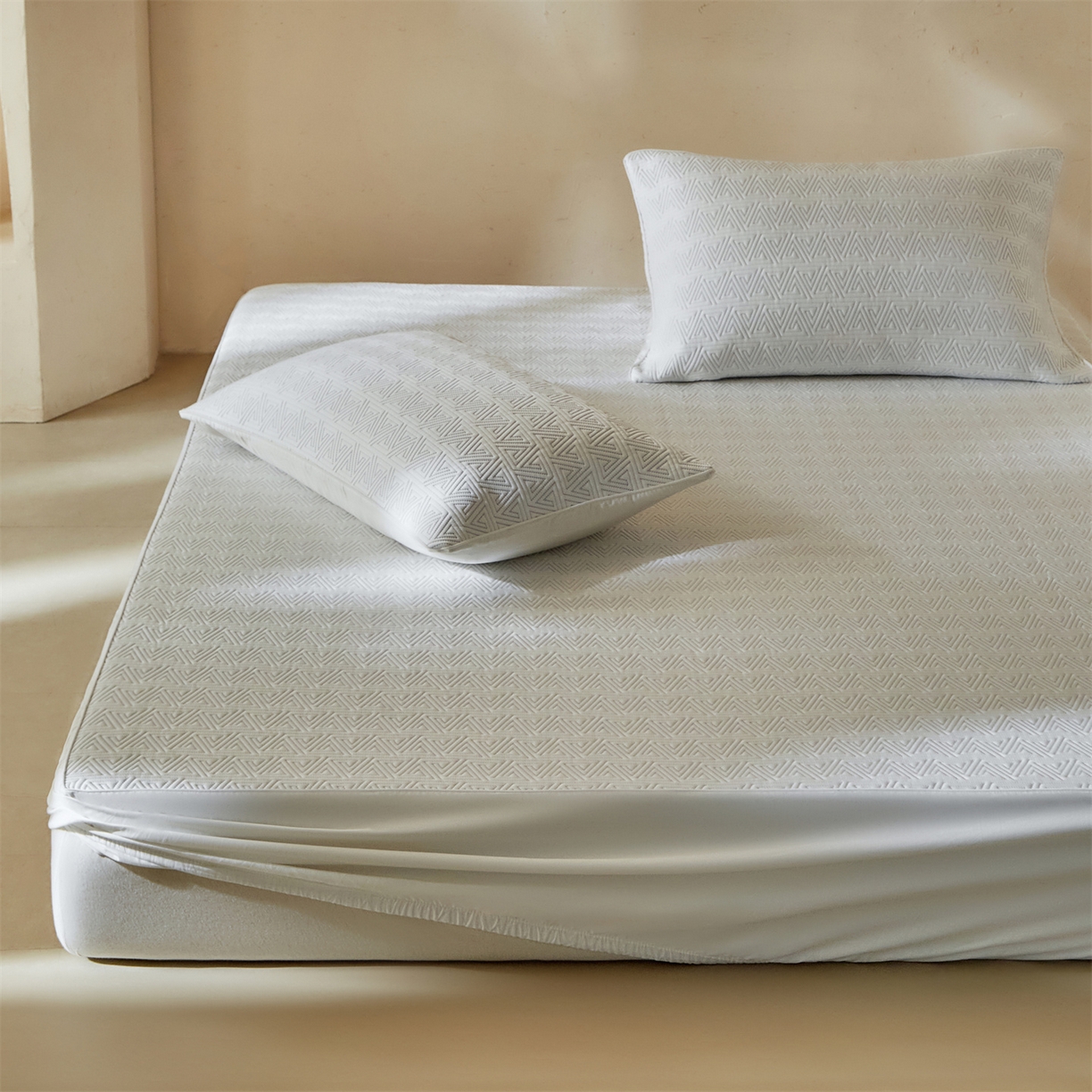 91家纺网 家纺一手货源 找家纺 傲蕾良品  2026新款出口韩国高分子冰丝软凉席【床笠&平铺款】 三角纹