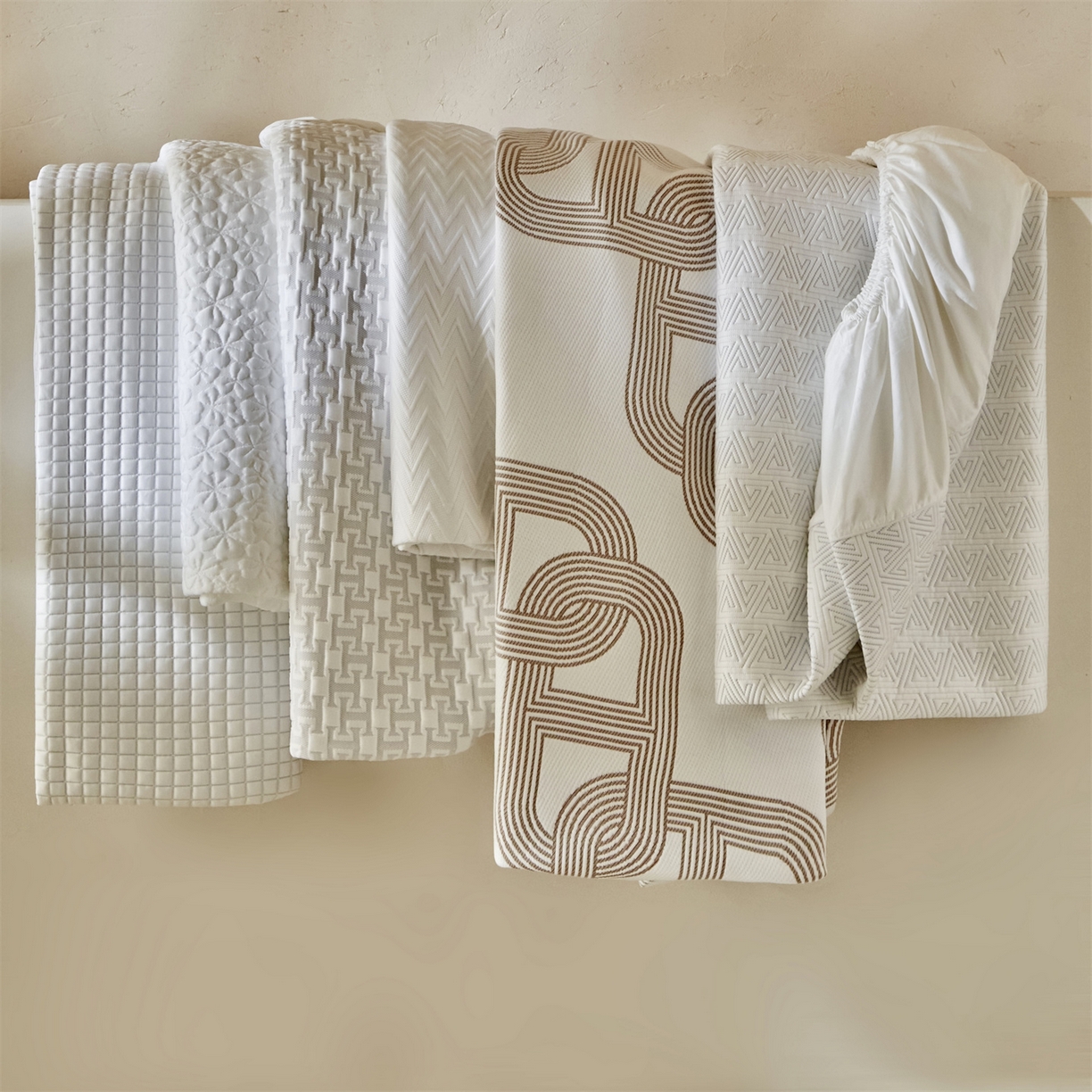 91家纺网 家纺一手货源 找家纺 傲蕾良品  2026新款出口韩国高分子冰丝软凉席【床笠&平铺款】 组合图