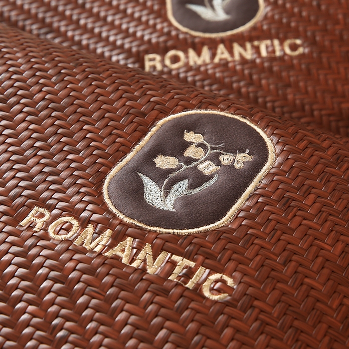 91家纺网 家纺一手货源 找家纺 小牛席业 2026春夏新款霸王藤-铃兰夏凉枕 枕头枕芯 霸王藤铃兰【夏凉枕】-咖色