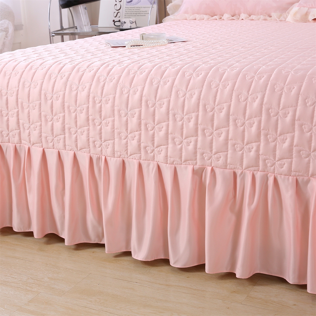 91家纺网 家纺一手货源 找家纺 提花大世界 2026新款轻奢法式蕾丝花边款丝滑水洗真丝天丝提花床单床笠床盖四件套 洛丽塔之梦-柔雾粉