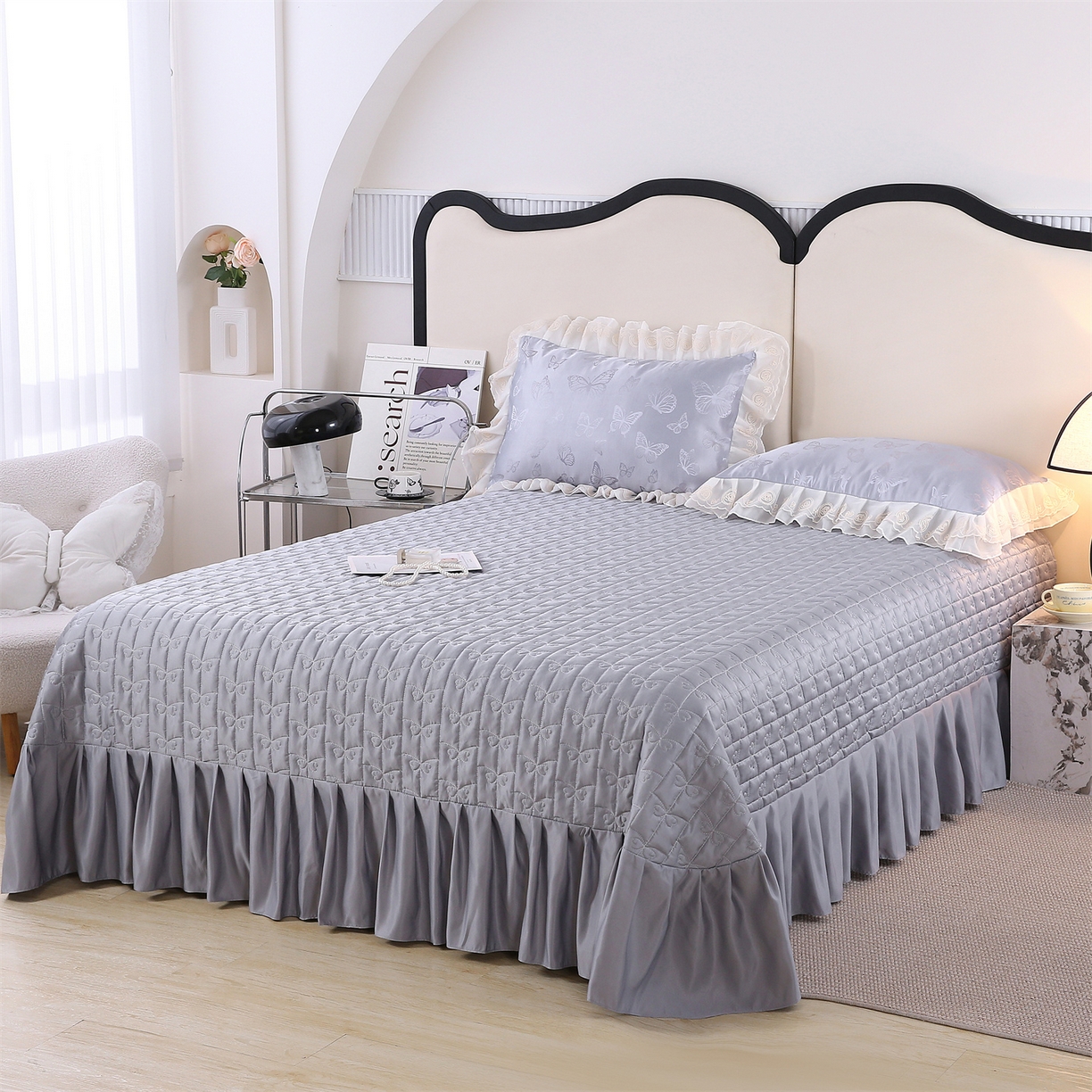 91家纺网 家纺一手货源 找家纺 提花大世界 2026新款轻奢法式蕾丝花边款丝滑水洗真丝天丝提花床单床笠床盖四件套 蝴蝶绮梦-冰川灰