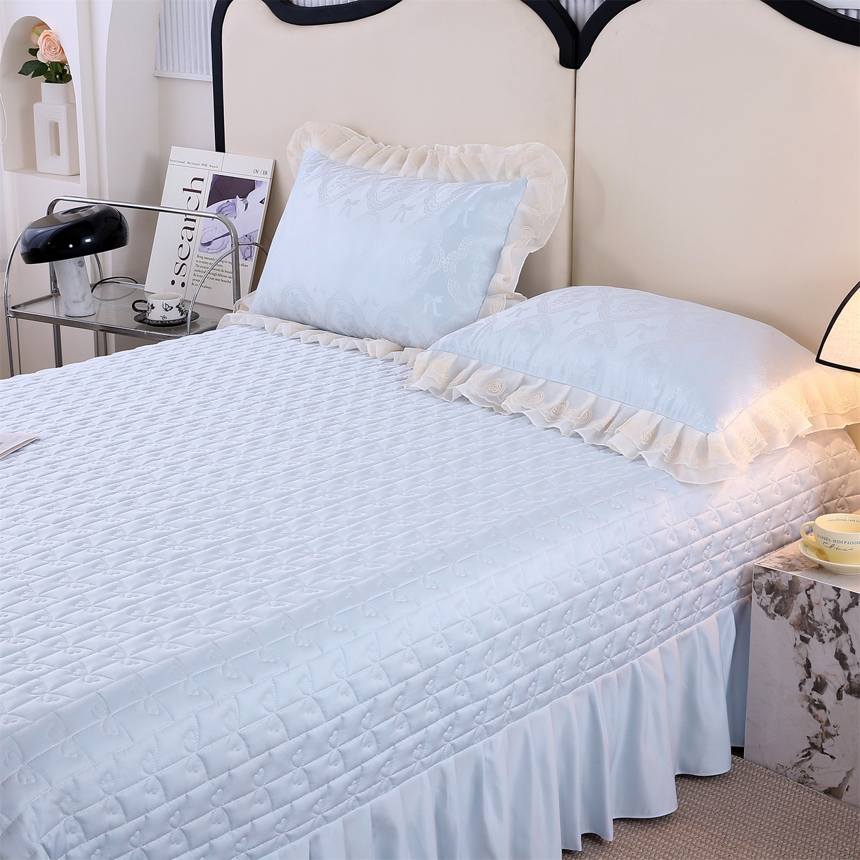 91家纺网 家纺一手货源 找家纺 提花大世界 2026新款轻奢法式蕾丝花边款丝滑水洗真丝天丝提花床单床笠床盖四件套 洛丽塔之梦-冰蓝