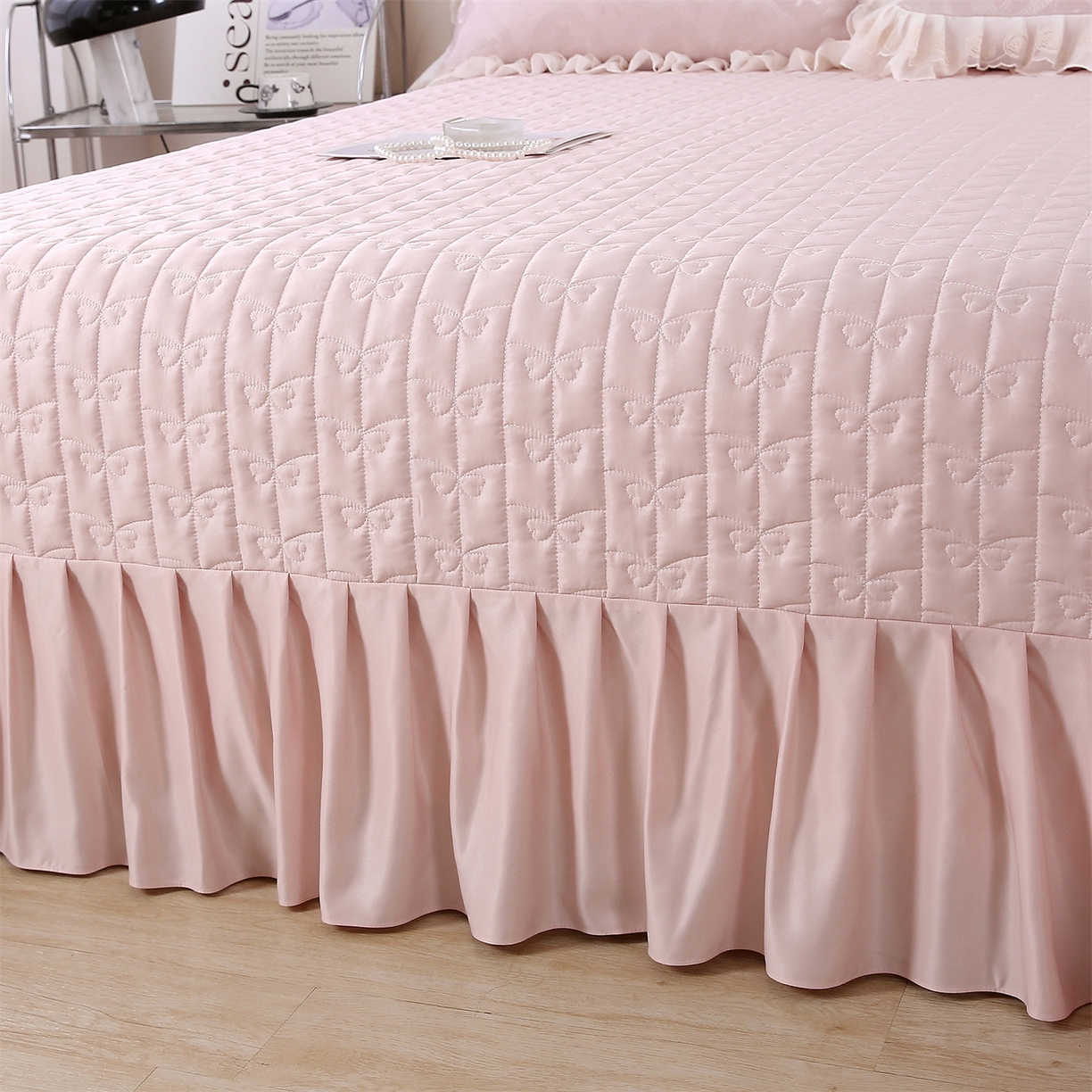 91家纺网 家纺一手货源 找家纺 提花大世界 2026新款轻奢法式蕾丝花边款丝滑水洗真丝天丝提花床单床笠床盖四件套 洛丽塔之梦-樱花玉