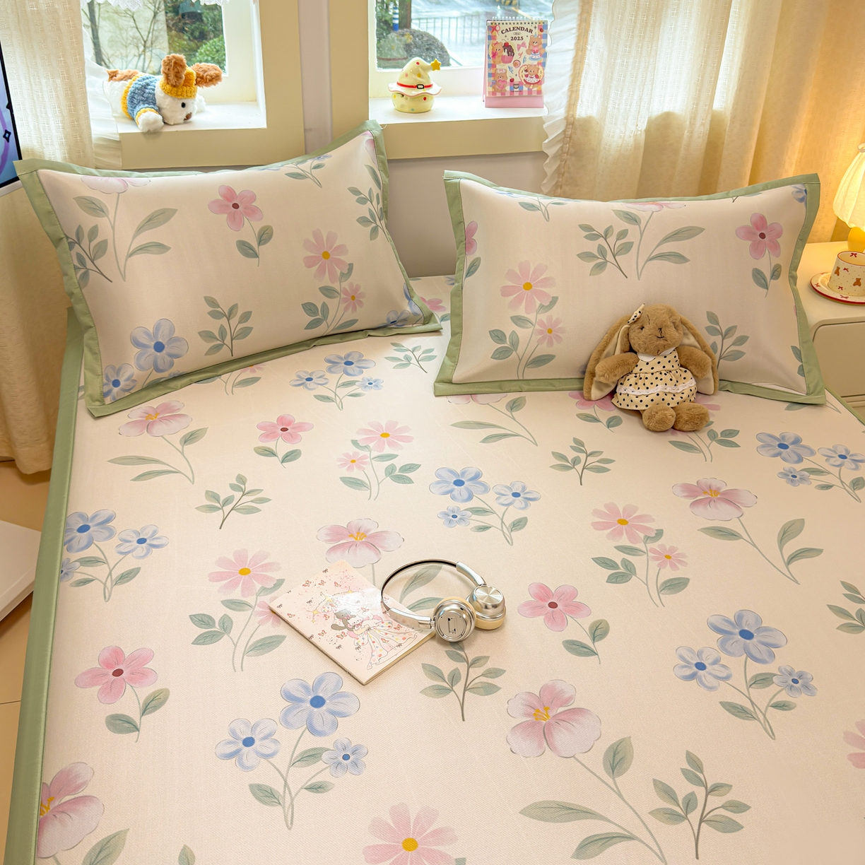 91家纺网 家纺一手货源 找家纺 慕尚家纺 2026新款凉感冰丝凉席席子 花开不语