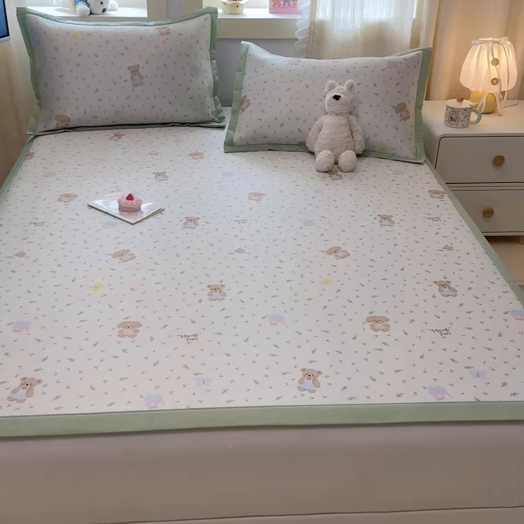 91家纺网 家纺一手货源 找家纺 慕尚家纺 2026新款凉感冰丝凉席席子 绿叶动物们