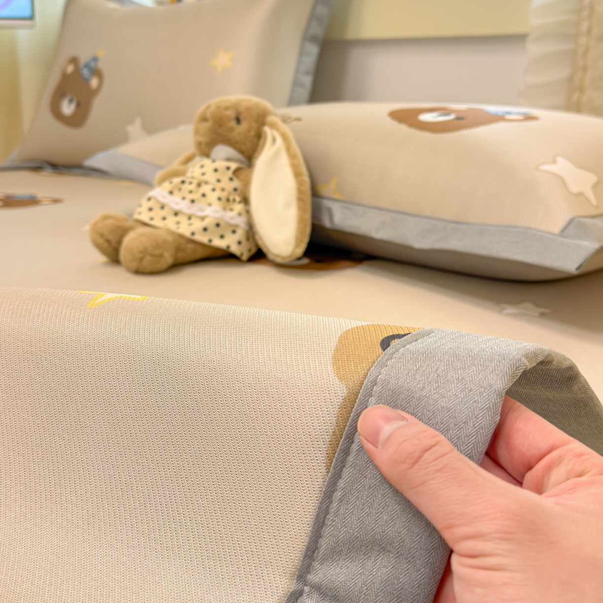 91家纺网 家纺一手货源 找家纺 慕尚家纺 2026新款凉感冰丝凉席席子 明星熊