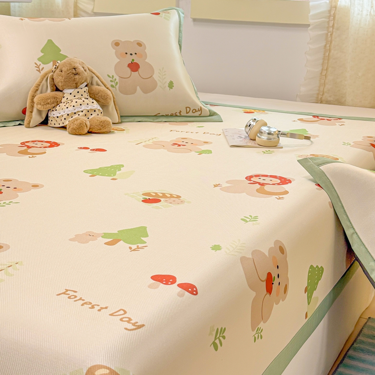 91家纺网 家纺一手货源 找家纺 慕尚家纺 2026新款凉感冰丝凉席席子 小红帽熊