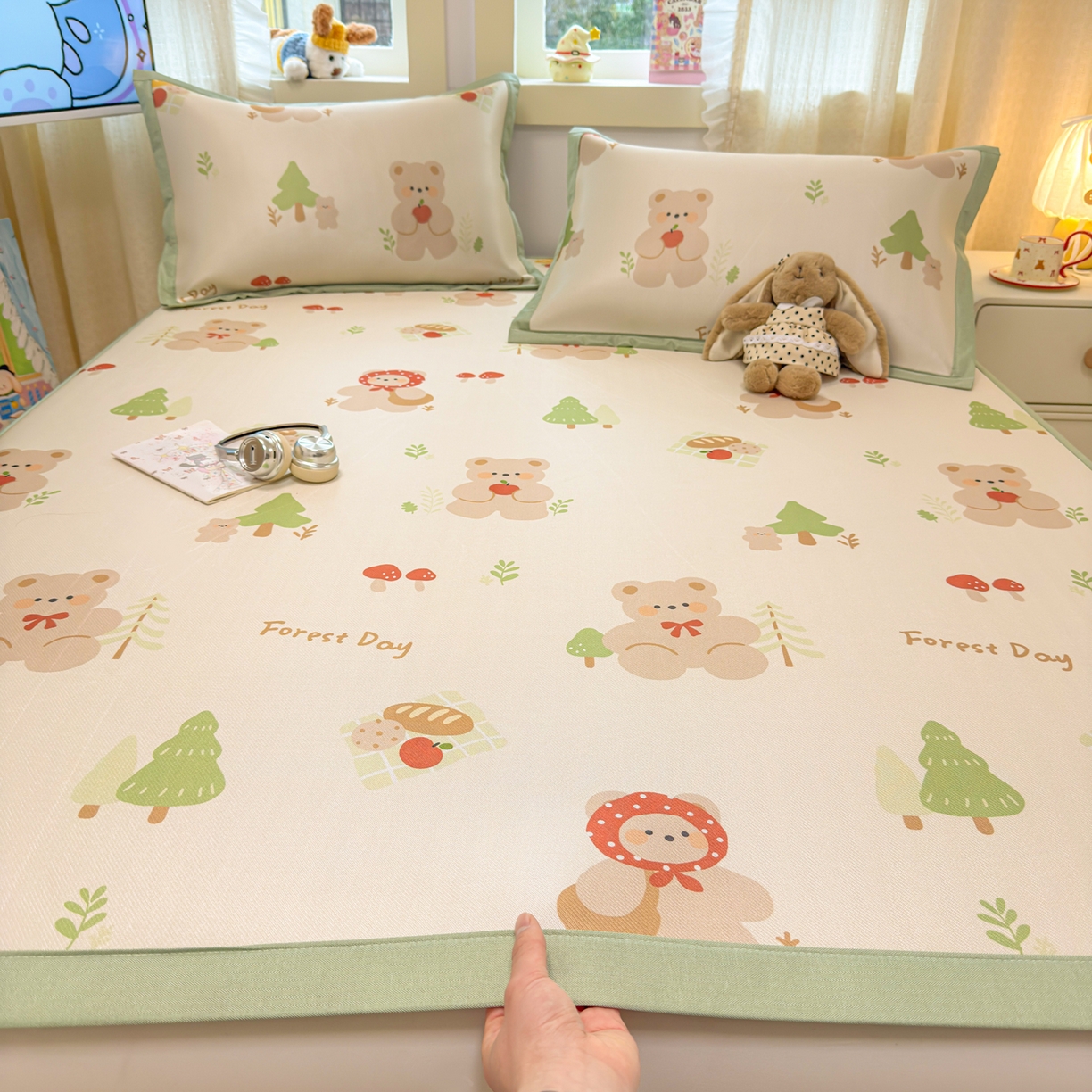 91家纺网 家纺一手货源 找家纺 慕尚家纺 2026新款凉感冰丝凉席席子 小红帽熊