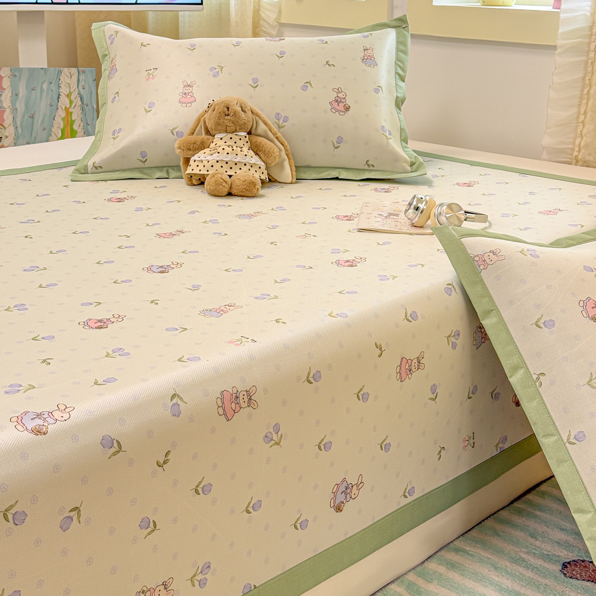 91家纺网 家纺一手货源 找家纺 慕尚家纺 2026新款凉感冰丝凉席席子 郁金香小兔