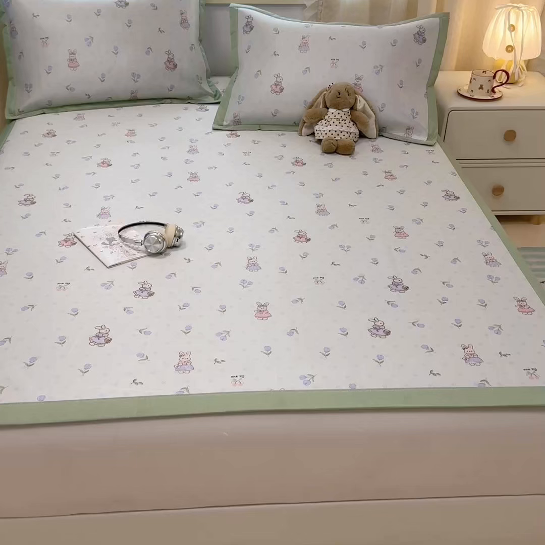 91家纺网 家纺一手货源 找家纺 慕尚家纺 2026新款凉感冰丝凉席席子 郁金香小兔