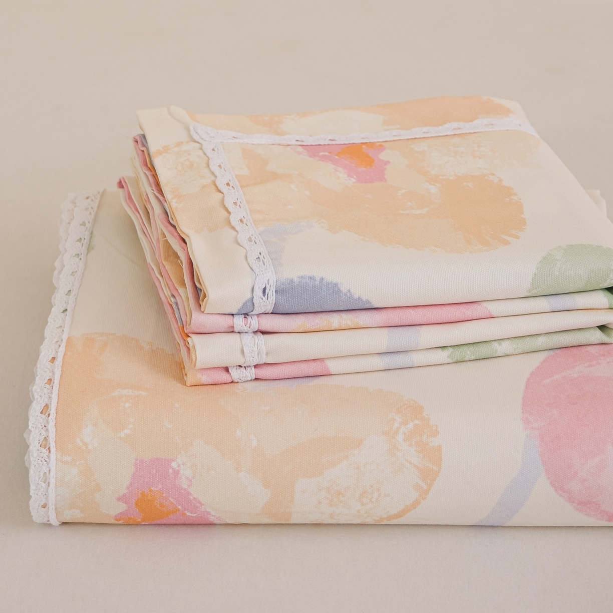 91家纺网 家纺一手货源 找家纺 （总）慕绸家纺（原萌宝老粗布厂家） 2026新款原棉细纱工艺款亲肤柔软老粗布床单凉席席子春夏热门款-直播热卖圆角花边款