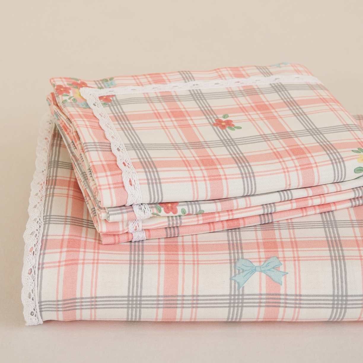 91家纺网 家纺一手货源 找家纺 （总）慕绸家纺（原萌宝老粗布厂家） 2026新款原棉细纱工艺款亲肤柔软老粗布床单凉席席子春夏热门款-直播热卖圆角花边款