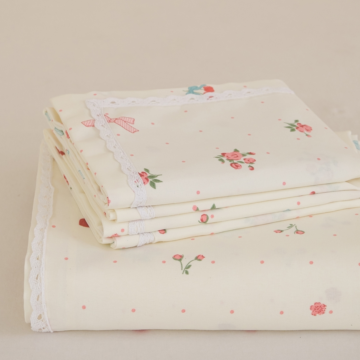 91家纺网 家纺一手货源 找家纺 （总）慕绸家纺（原萌宝老粗布厂家） 2026新款原棉细纱工艺款亲肤柔软老粗布床单凉席席子春夏热门款-直播热卖圆角花边款