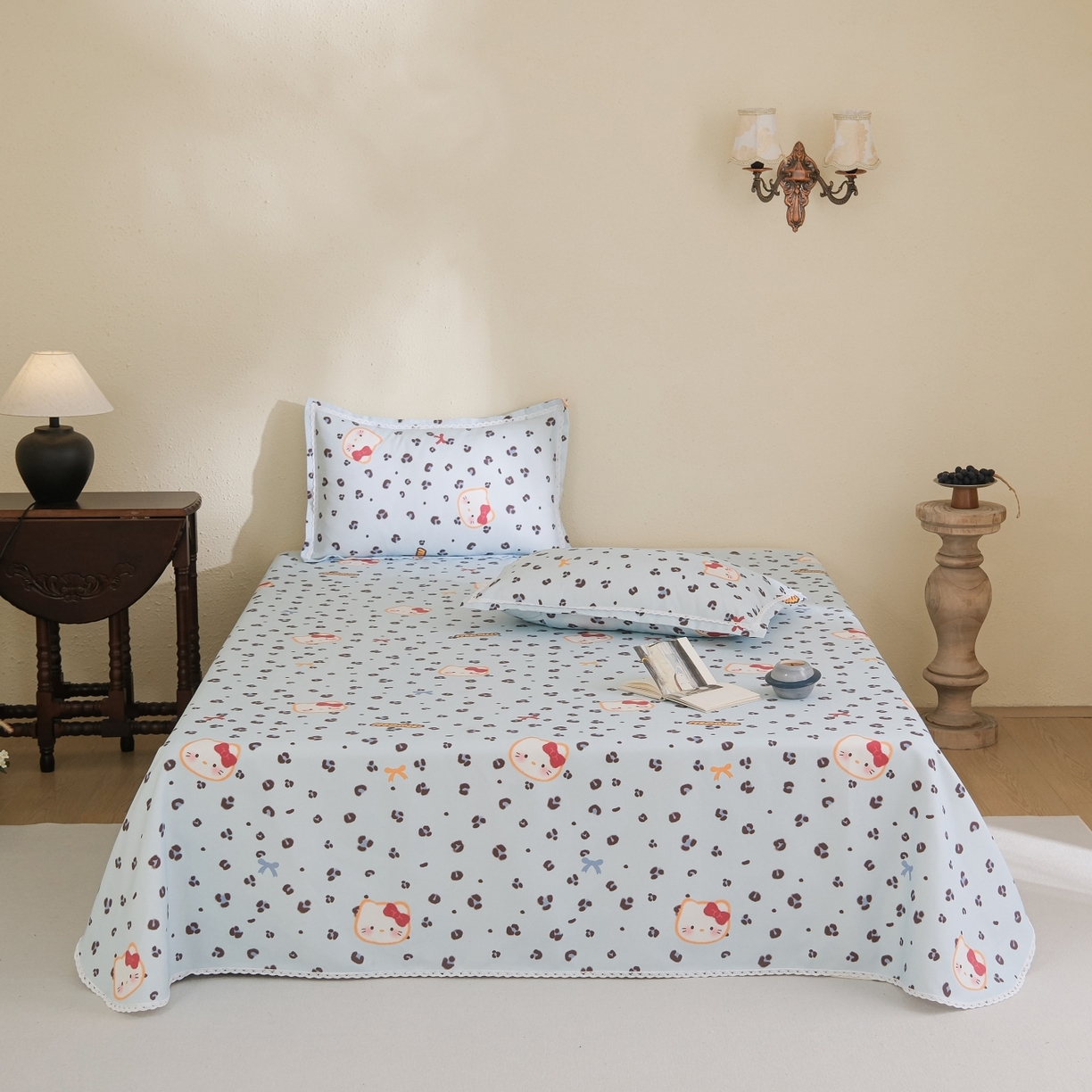 91家纺网 家纺一手货源 找家纺 慕绸家纺（原萌宝老粗布厂家） 2026新款原棉细纱工艺款亲肤柔软老粗布床单凉席席子春夏热门款-直播热卖圆角花边款 豹纹喵