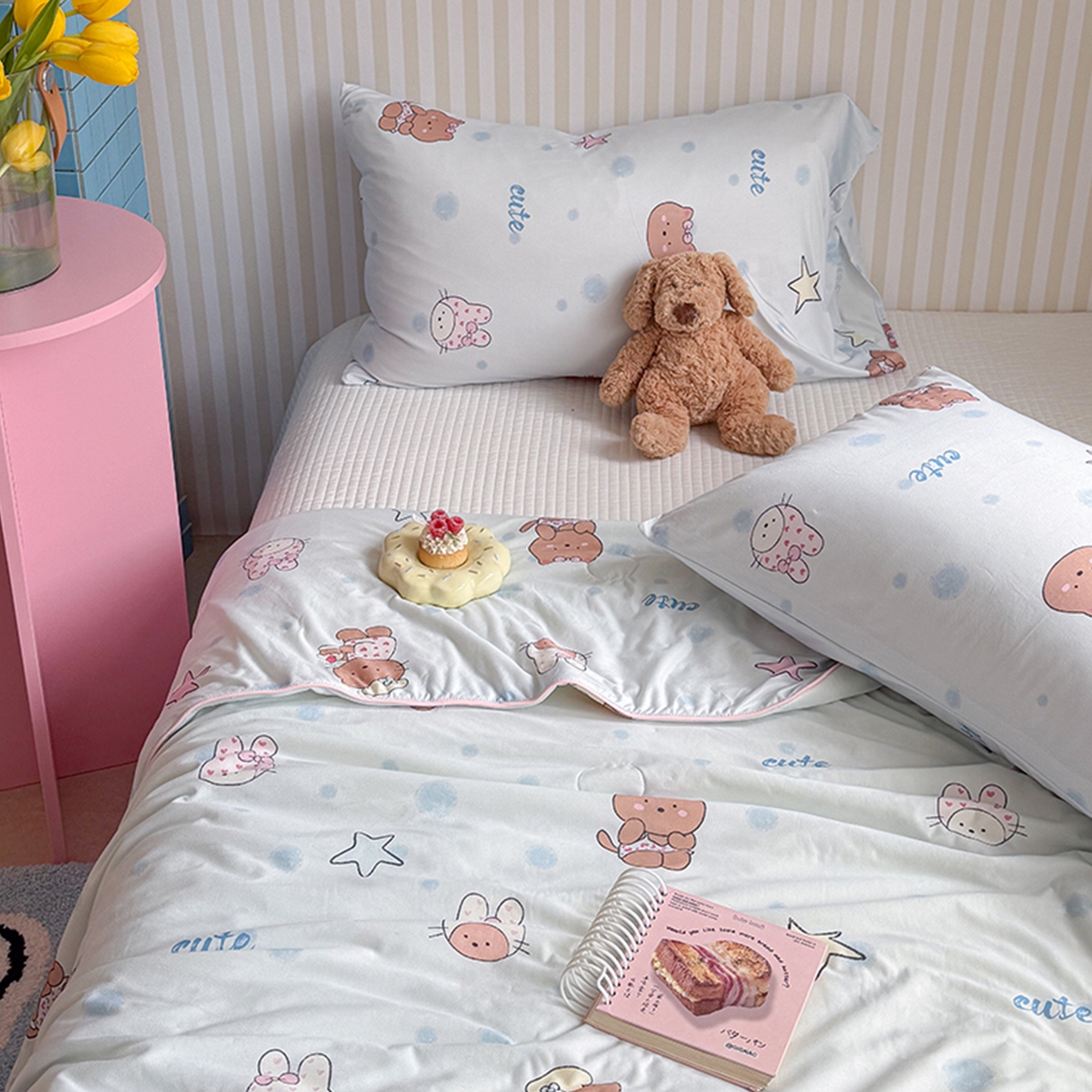 91家纺网 家纺一手货源 找家纺 （总）桃子家居 2026新款A类卡通小清新奶乎乎高品质牛奶丝软糯针织棉嵌绳工艺夏被系列