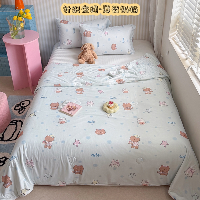 91家纺网 家纺一手货源 找家纺 （总）桃子家居 2026新款A类卡通小清新奶乎乎高品质牛奶丝软糯针织棉嵌绳工艺夏被系列