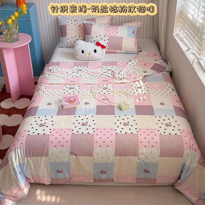 91家纺网 家纺一手货源 找家纺 （总）桃子家居 2026新款A类卡通小清新奶乎乎高品质牛奶丝软糯针织棉嵌绳工艺夏被系列