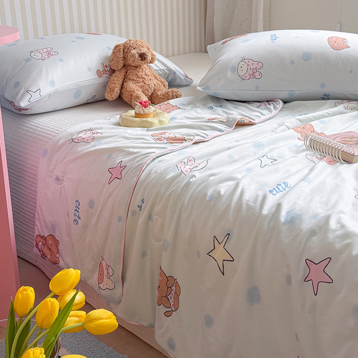 91家纺网 家纺一手货源 找家纺 桃子家居 2026新款A类卡通小清新奶乎乎高品质牛奶丝软糯针织棉嵌绳工艺夏被系列 针织嵌绳-薄荷奶猫