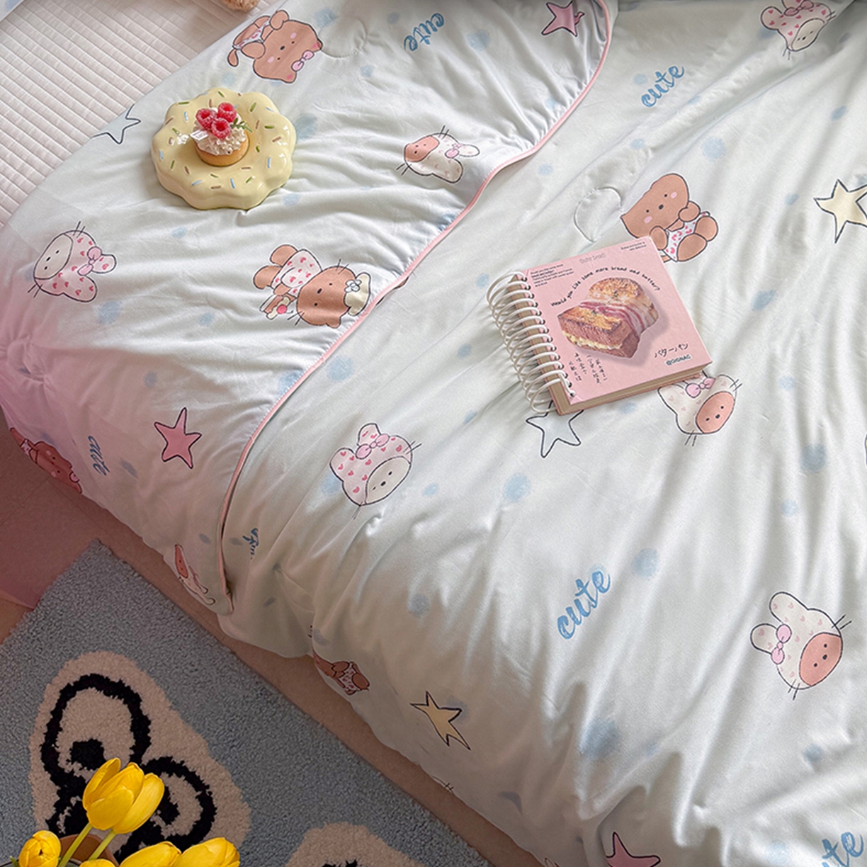 91家纺网 家纺一手货源 找家纺 桃子家居 2026新款A类卡通小清新奶乎乎高品质牛奶丝软糯针织棉嵌绳工艺夏被系列 针织嵌绳-薄荷奶猫