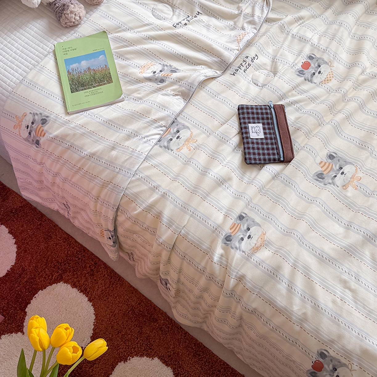 91家纺网 家纺一手货源 找家纺 桃子家居 2026新款A类卡通小清新奶乎乎高品质牛奶丝软糯针织棉嵌绳工艺夏被系列 针织嵌绳-乖乖狗