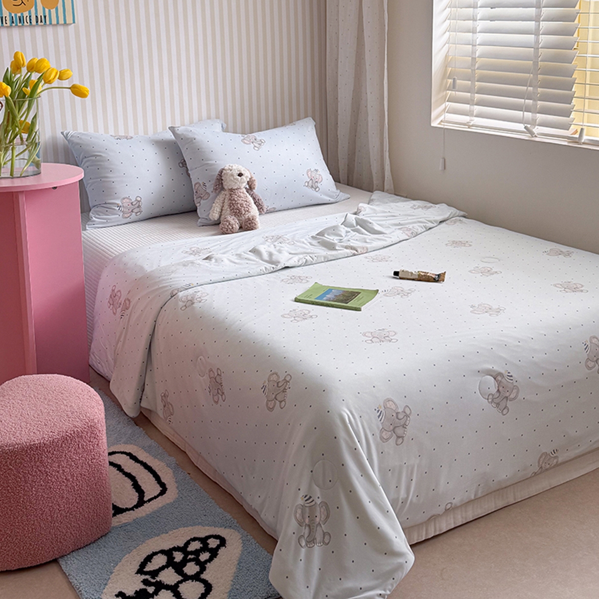 91家纺网 家纺一手货源 找家纺 桃子家居 2026新款A类卡通小清新奶乎乎高品质牛奶丝软糯针织棉嵌绳工艺夏被系列 针织嵌绳-奶雾小象