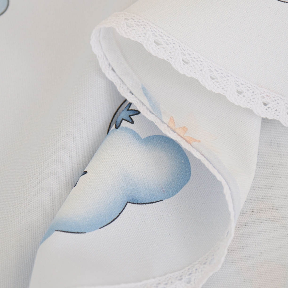 91家纺网 家纺一手货源 找家纺 慕绸家纺（原萌宝老粗布厂家） 2026新款原棉细纱工艺款亲肤柔软老粗布床单凉席席子春夏热门款-直播热卖圆角花边款 快乐星球