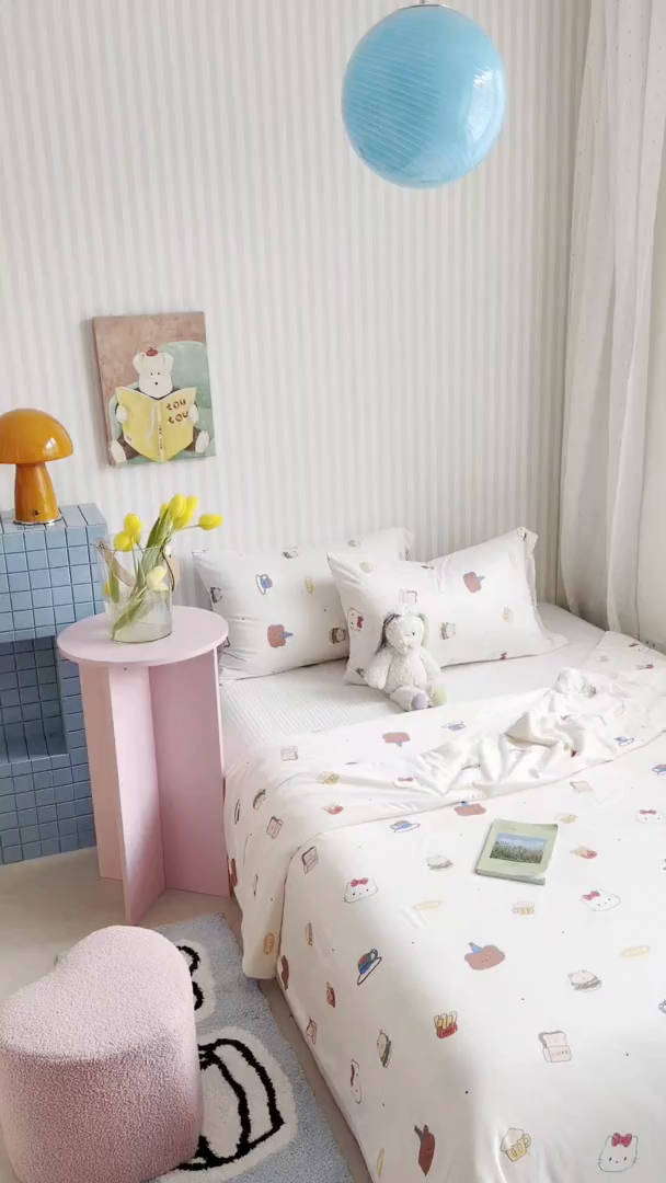 91家纺网 家纺一手货源 找家纺 桃子家居 2026新款A类卡通小清新奶乎乎高品质牛奶丝软糯针织棉嵌绳工艺夏被系列 针织嵌绳-奶杏甜点猫