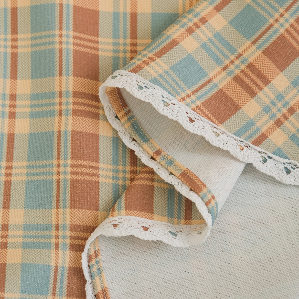 91家纺网 家纺一手货源 找家纺 慕绸家纺（原萌宝老粗布厂家） 2026新款原棉细纱工艺款亲肤柔软老粗布床单凉席席子春夏热门款-直播热卖圆角花边款 美式腊肠狗