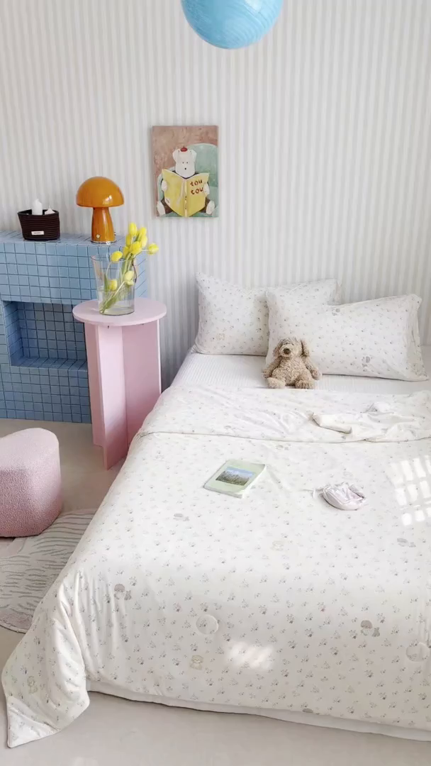 91家纺网 家纺一手货源 找家纺 桃子家居 2026新款A类卡通小清新奶乎乎高品质牛奶丝软糯针织棉嵌绳工艺夏被系列 针织嵌绳-甜梦碎花狗