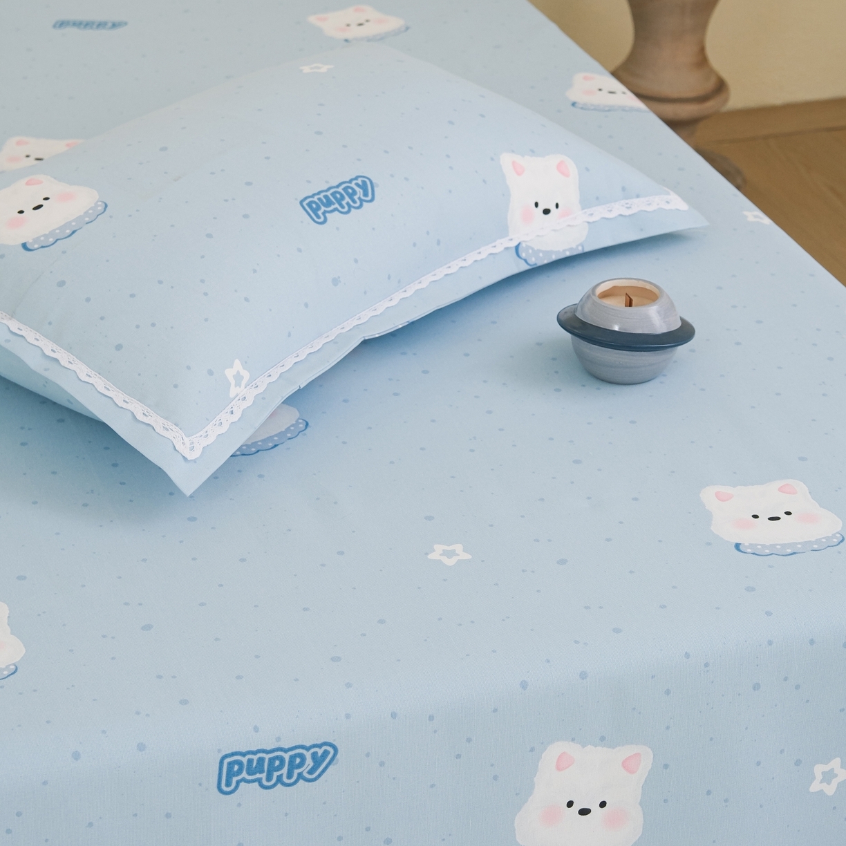 91家纺网 家纺一手货源 找家纺 慕绸家纺（原萌宝老粗布厂家） 2026新款原棉细纱工艺款亲肤柔软老粗布床单凉席席子春夏热门款-直播热卖圆角花边款 奶油大白