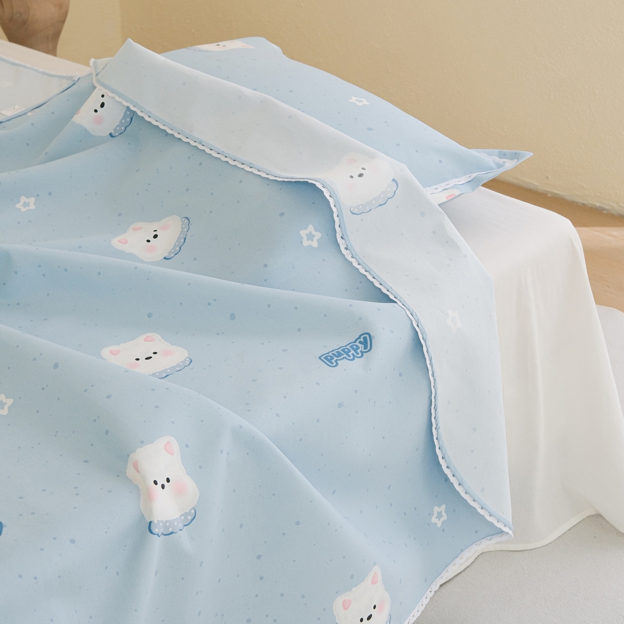 91家纺网 家纺一手货源 找家纺 慕绸家纺（原萌宝老粗布厂家） 2026新款原棉细纱工艺款亲肤柔软老粗布床单凉席席子春夏热门款-直播热卖圆角花边款 奶油大白