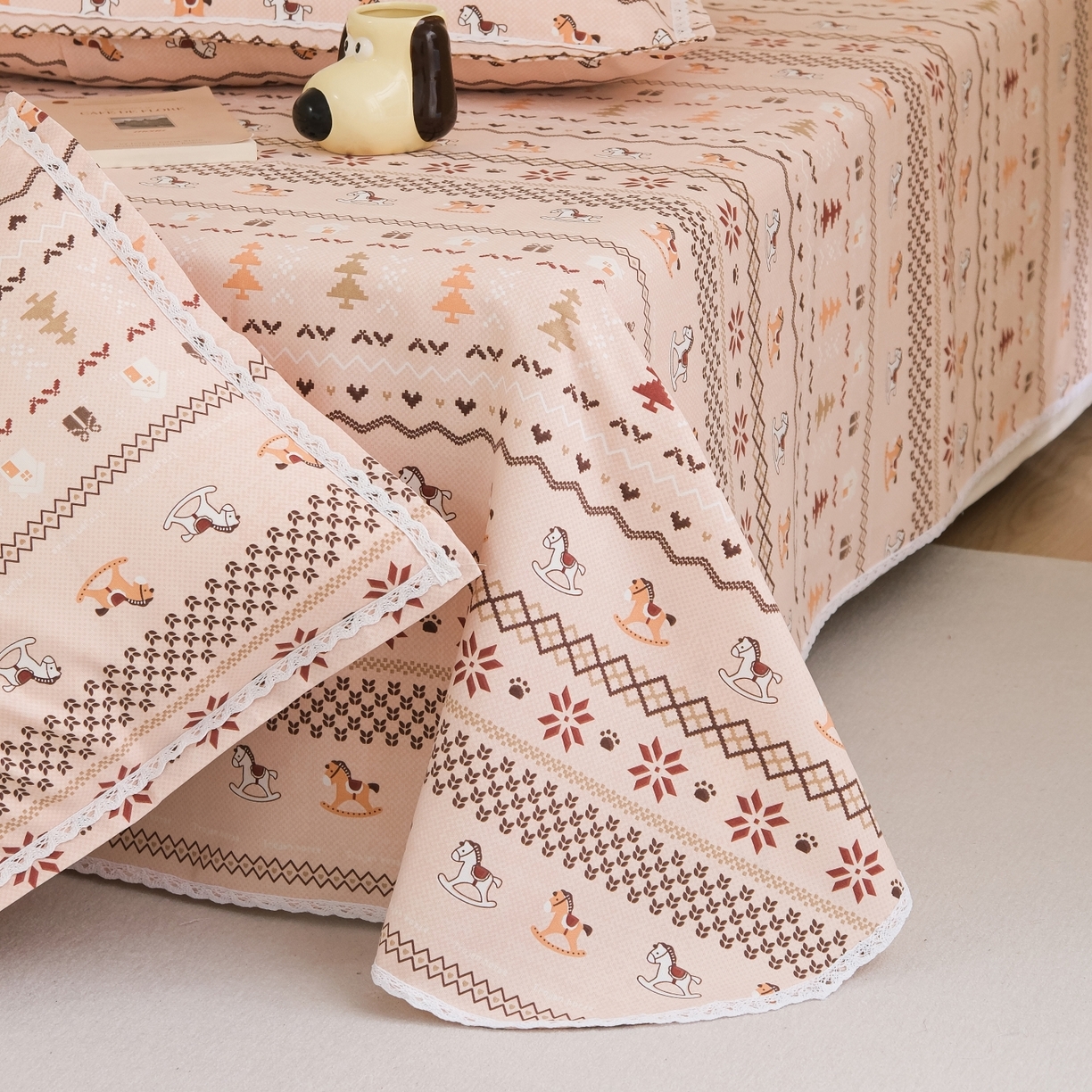 91家纺网 家纺一手货源 找家纺 慕绸家纺（原萌宝老粗布厂家） 2026新款原棉细纱工艺款亲肤柔软老粗布床单凉席席子春夏热门款-直播热卖圆角花边款 千禧马