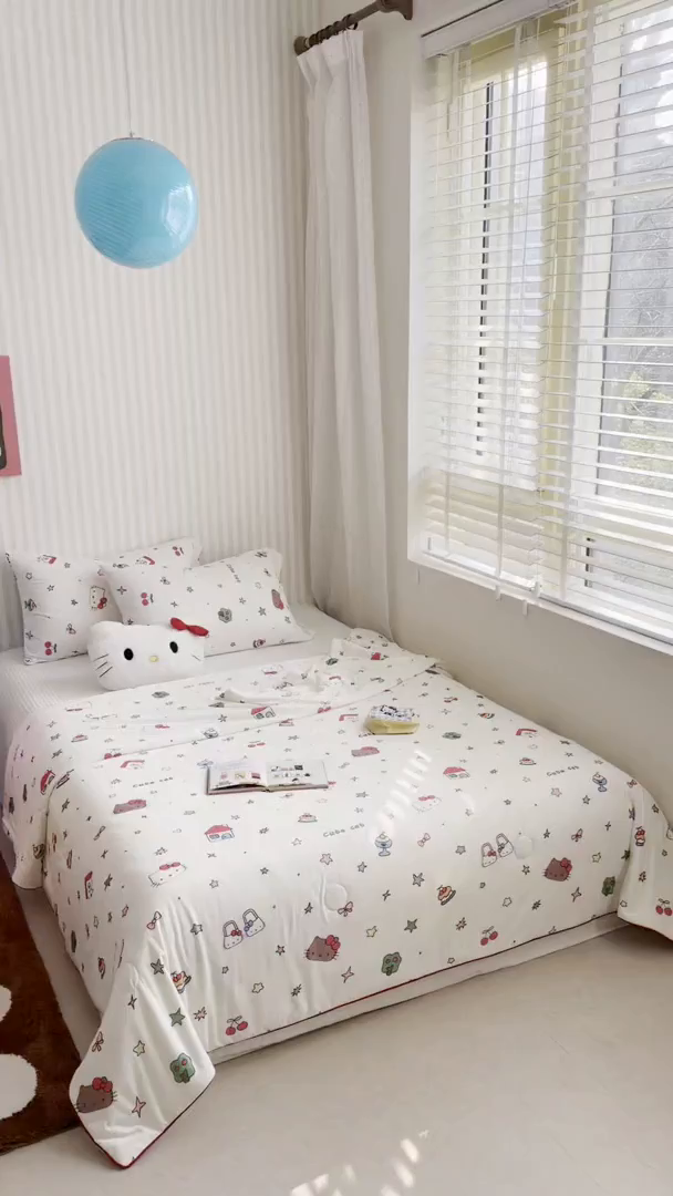 91家纺网 家纺一手货源 找家纺 桃子家居 2026新款A类卡通小清新奶乎乎高品质牛奶丝软糯针织棉嵌绳工艺夏被系列 针织嵌绳-星梦猫咪