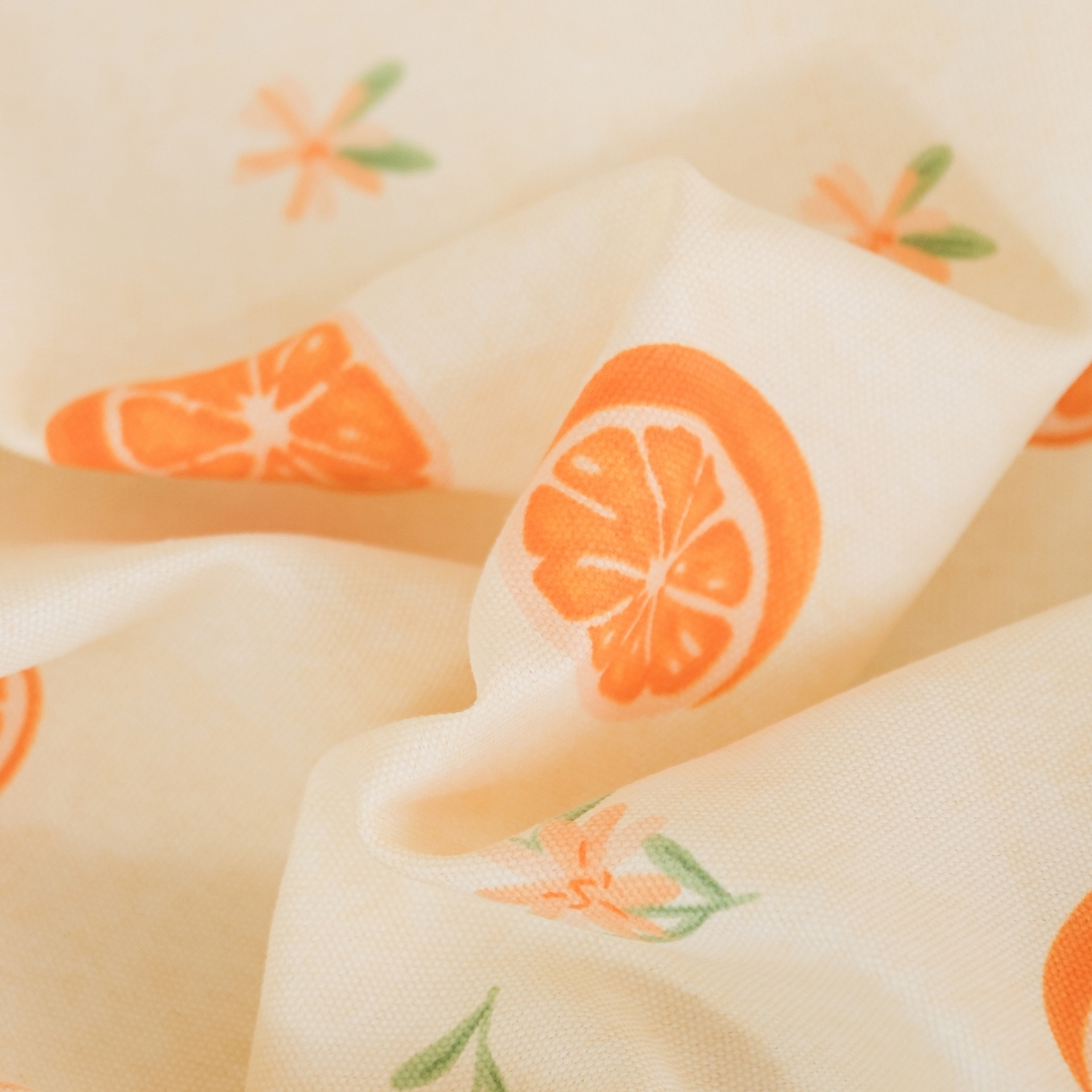 91家纺网 家纺一手货源 找家纺 慕绸家纺（原萌宝老粗布厂家） 2026新款原棉细纱工艺款亲肤柔软老粗布床单凉席席子春夏热门款-直播热卖圆角花边款 甜橙日记