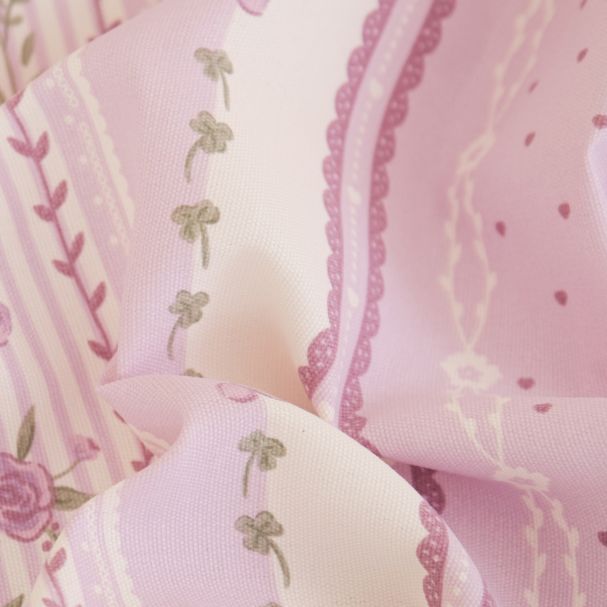 91家纺网 家纺一手货源 找家纺 慕绸家纺（原萌宝老粗布厂家） 2026新款原棉细纱工艺款亲肤柔软老粗布床单凉席席子春夏热门款-直播热卖圆角花边款 紫鸢