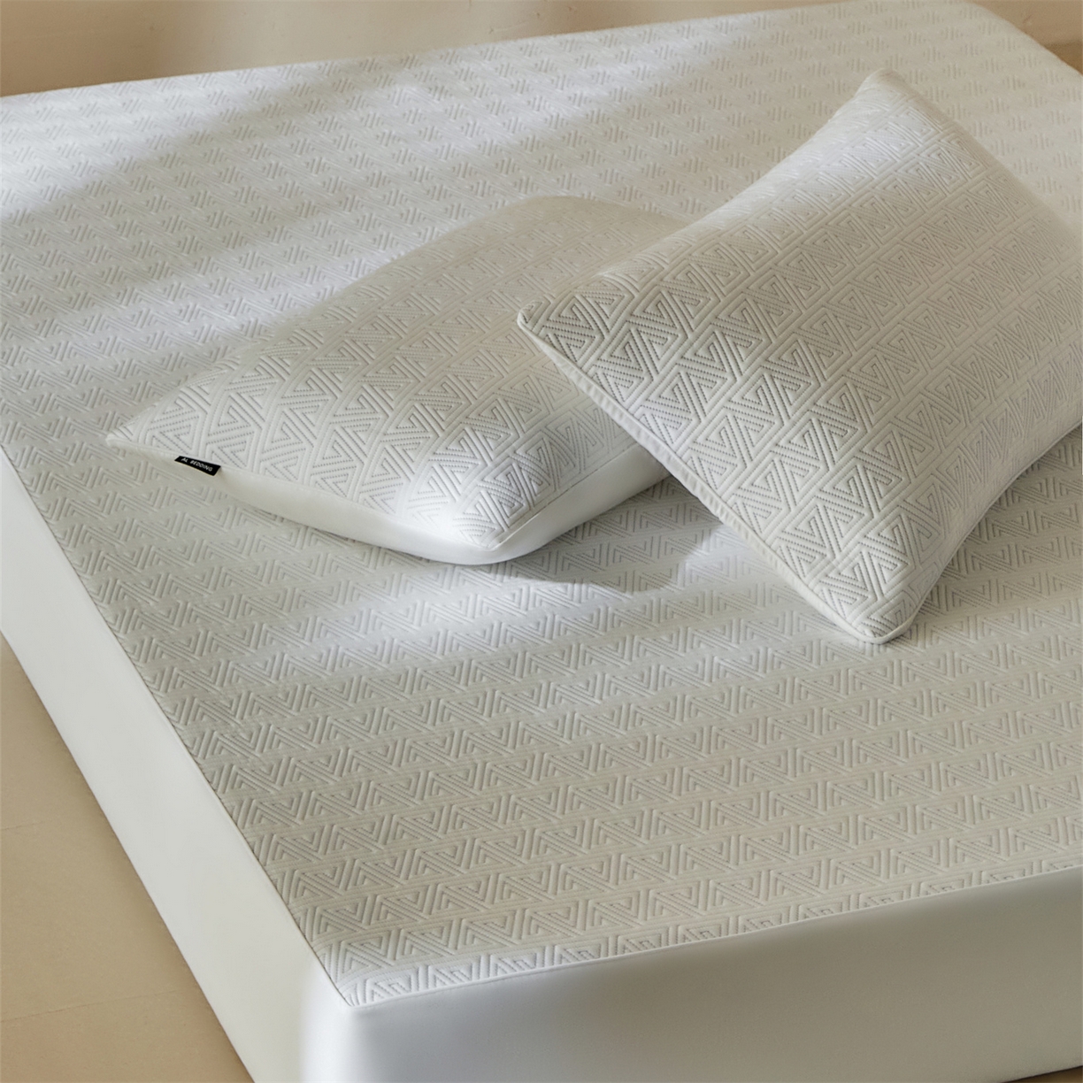 91家纺网 家纺一手货源 找家纺 【出口韩国】傲蕾AL BEDDING高分子冰丝软凉席床笠款冰丝席PE可机洗乙纶凉席久睡不升温韩国凉席