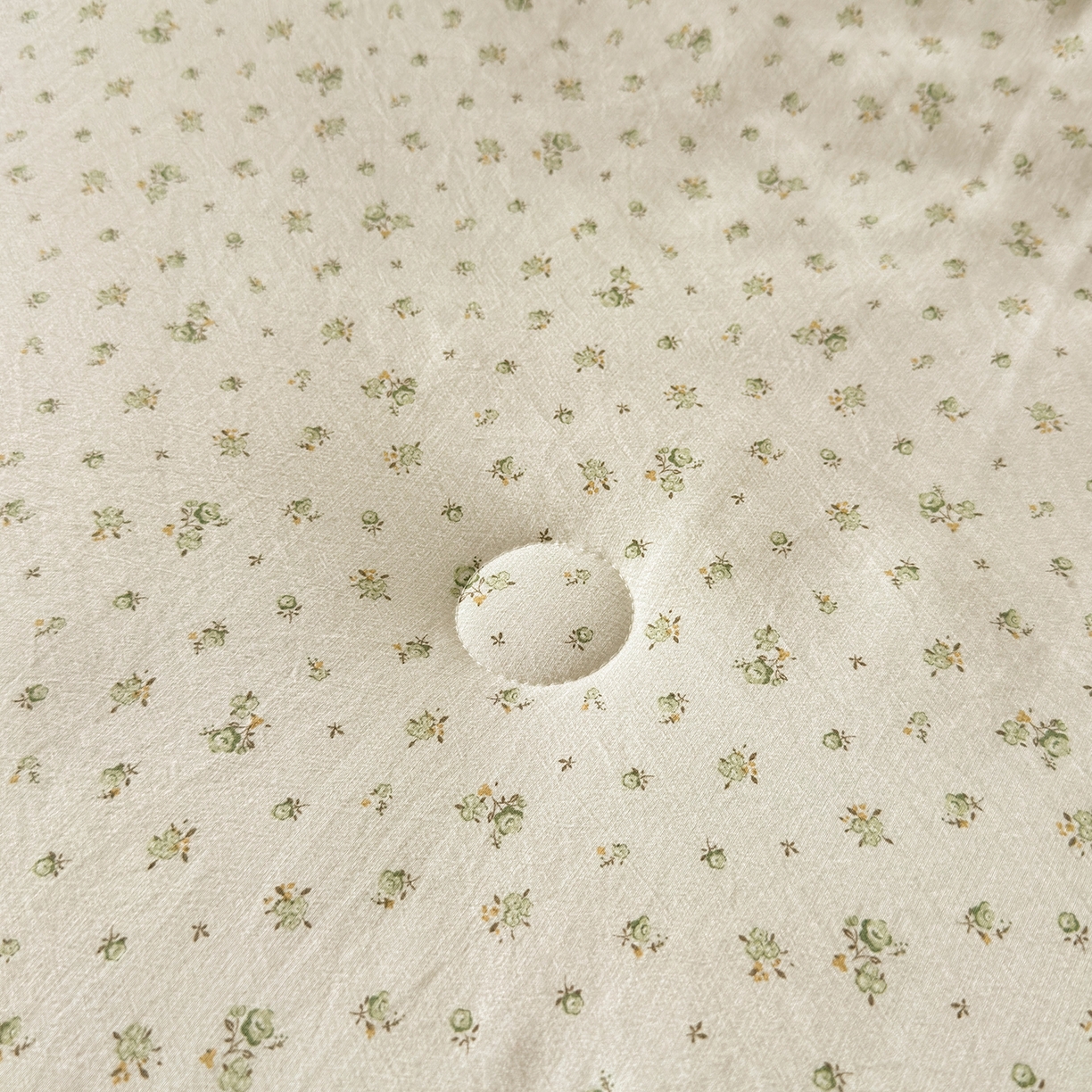 91家纺网 家纺一手货源 找家纺 景眠 2026春夏新款花边款大豆夏被夏凉被空调被 繁花点点