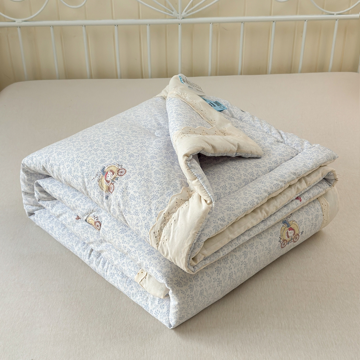 91家纺网 家纺一手货源 找家纺 景眠 2026春夏新款花边款大豆夏被夏凉被空调被 南瓜车