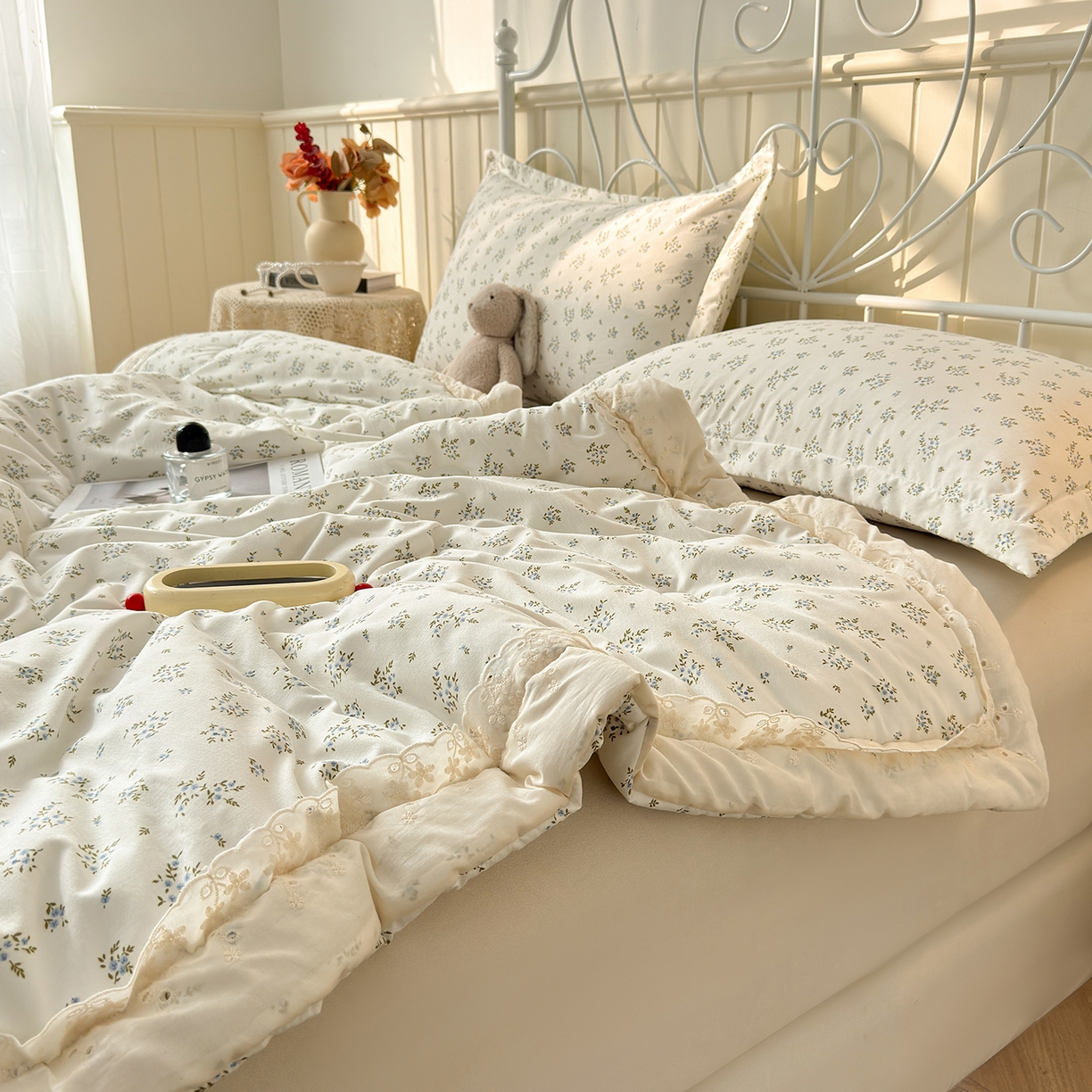 91家纺网 家纺一手货源 找家纺 景眠 2026春夏新款花边款大豆夏被夏凉被空调被 星野玫瑰