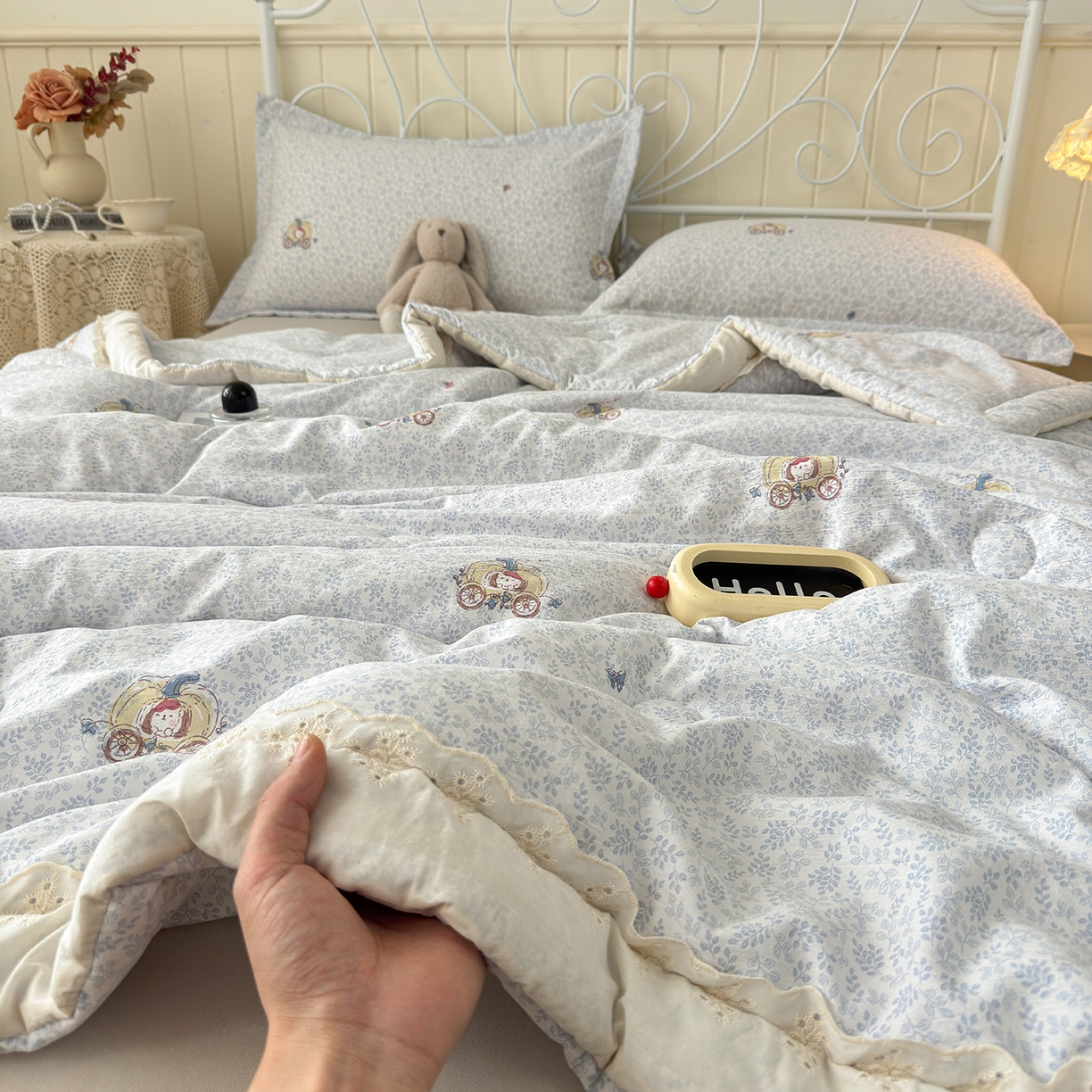 91家纺网 家纺一手货源 找家纺 景眠 2026春夏新款花边款大豆夏被夏凉被空调被 南瓜车