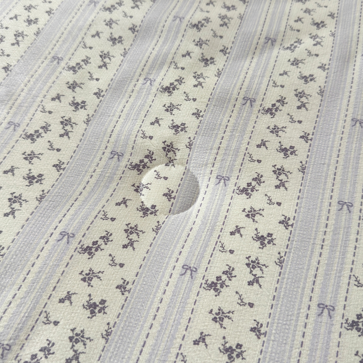 91家纺网 家纺一手货源 找家纺 景眠 2026春夏新款花边款大豆夏被夏凉被空调被 格间花絮