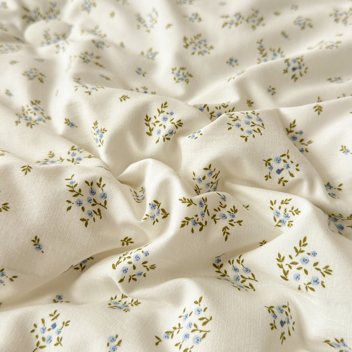 91家纺网 家纺一手货源 找家纺 景眠 2026春夏新款花边款大豆夏被夏凉被空调被 星野玫瑰