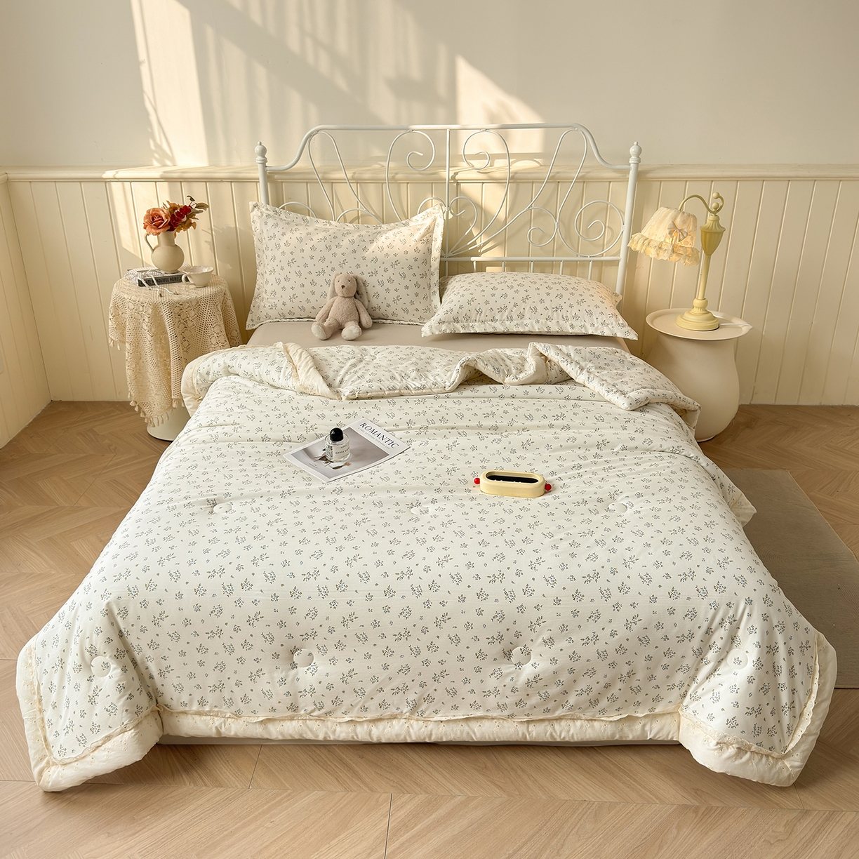 91家纺网 家纺一手货源 找家纺 景眠 2026春夏新款花边款大豆夏被夏凉被空调被 星野玫瑰