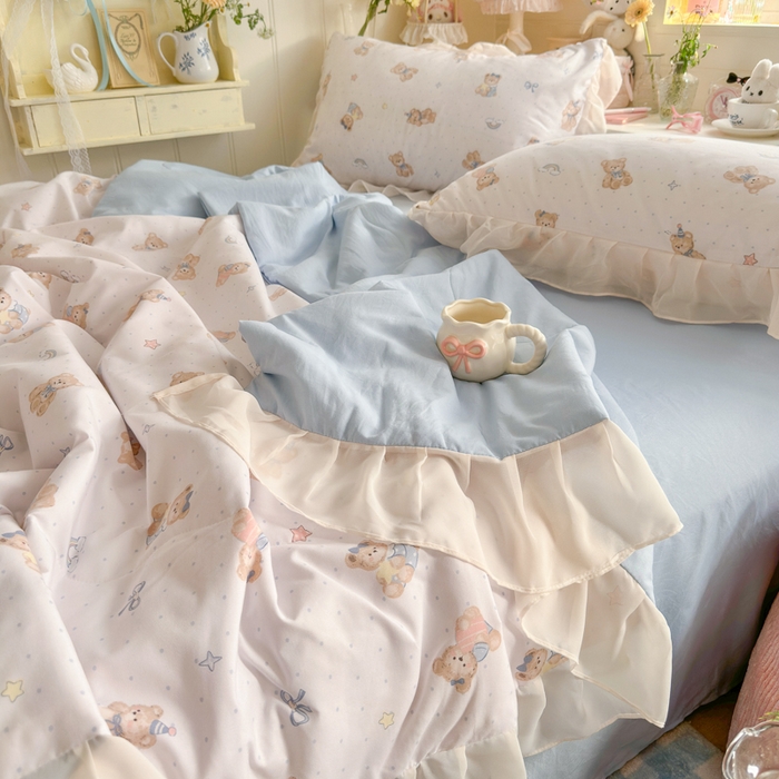 91家纺网 家纺一手货源 找家纺 港岛妹妹 2026新款雪纺花边夏被夏凉被空调被 蓝仔小熊-粉