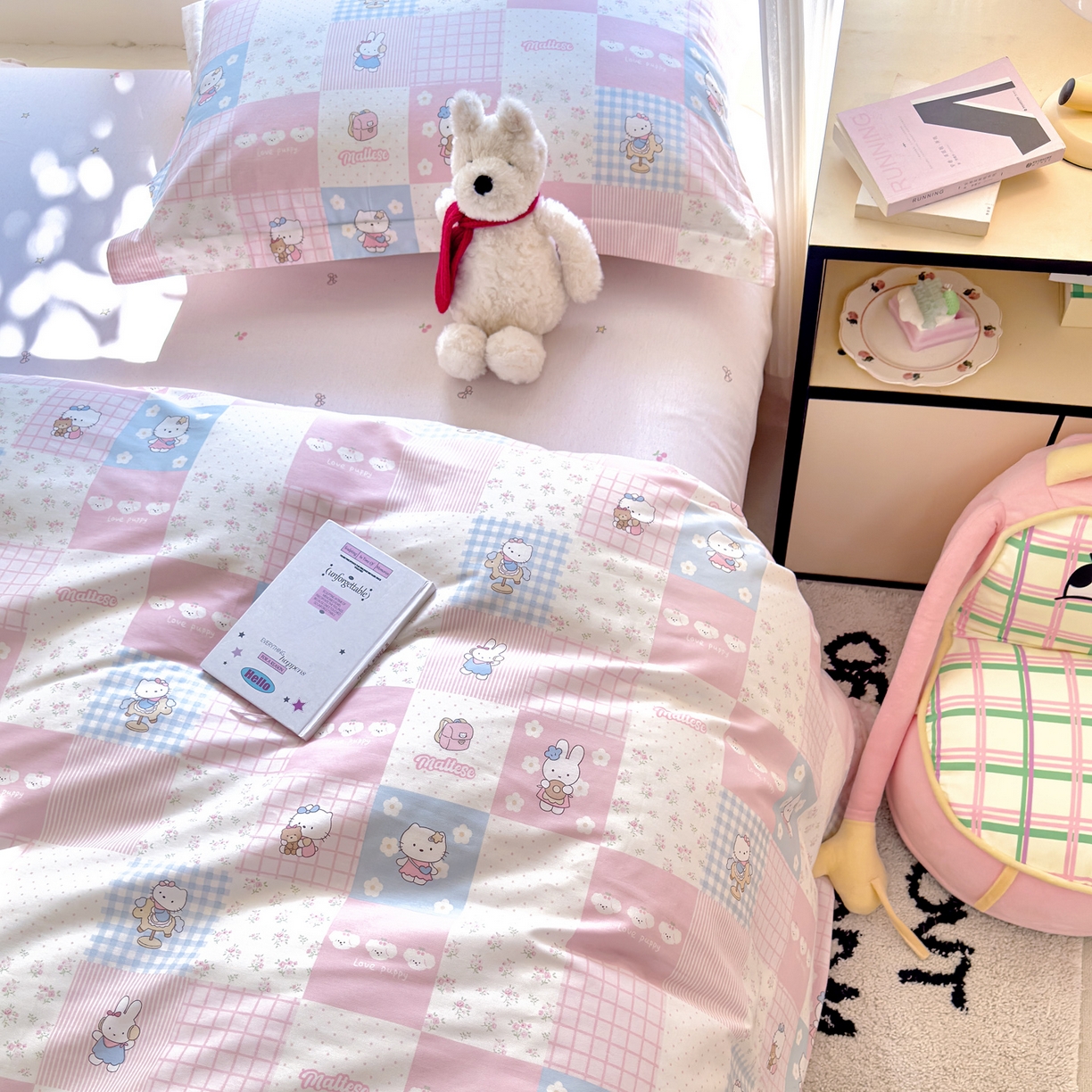 91家纺网 家纺一手货源 找家纺 洺兰家居 2026新款全棉纯棉13070小清新印花四件套 迷你小屋