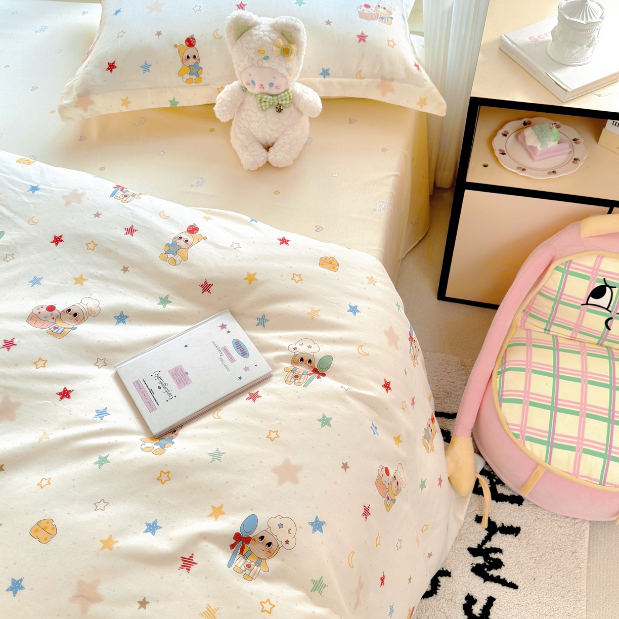 91家纺网 家纺一手货源 找家纺 洺兰家居 2026新款全棉纯棉13070小清新印花四件套 小星星