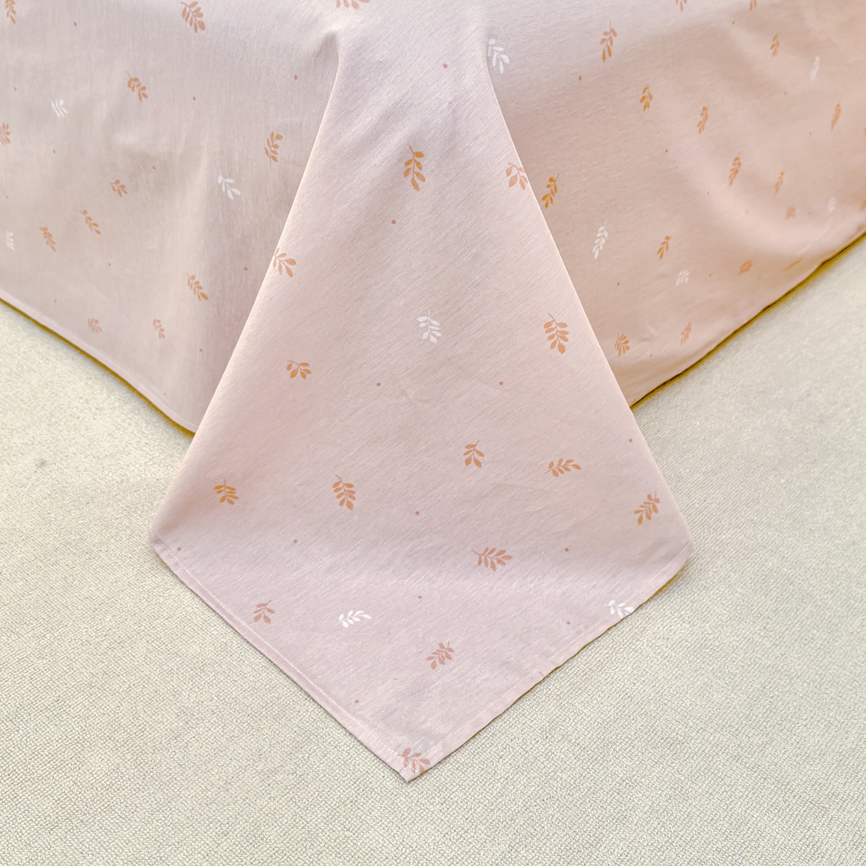 91家纺网 家纺一手货源 找家纺 洺兰家居 2026新款全棉纯棉13070小清新印花四件套 晚风细语